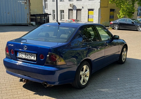 Lexus IS cena 12000 przebieg: 247000, rok produkcji 2000 z Łódź małe 22